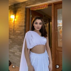 Beautiful white lehengas size 34